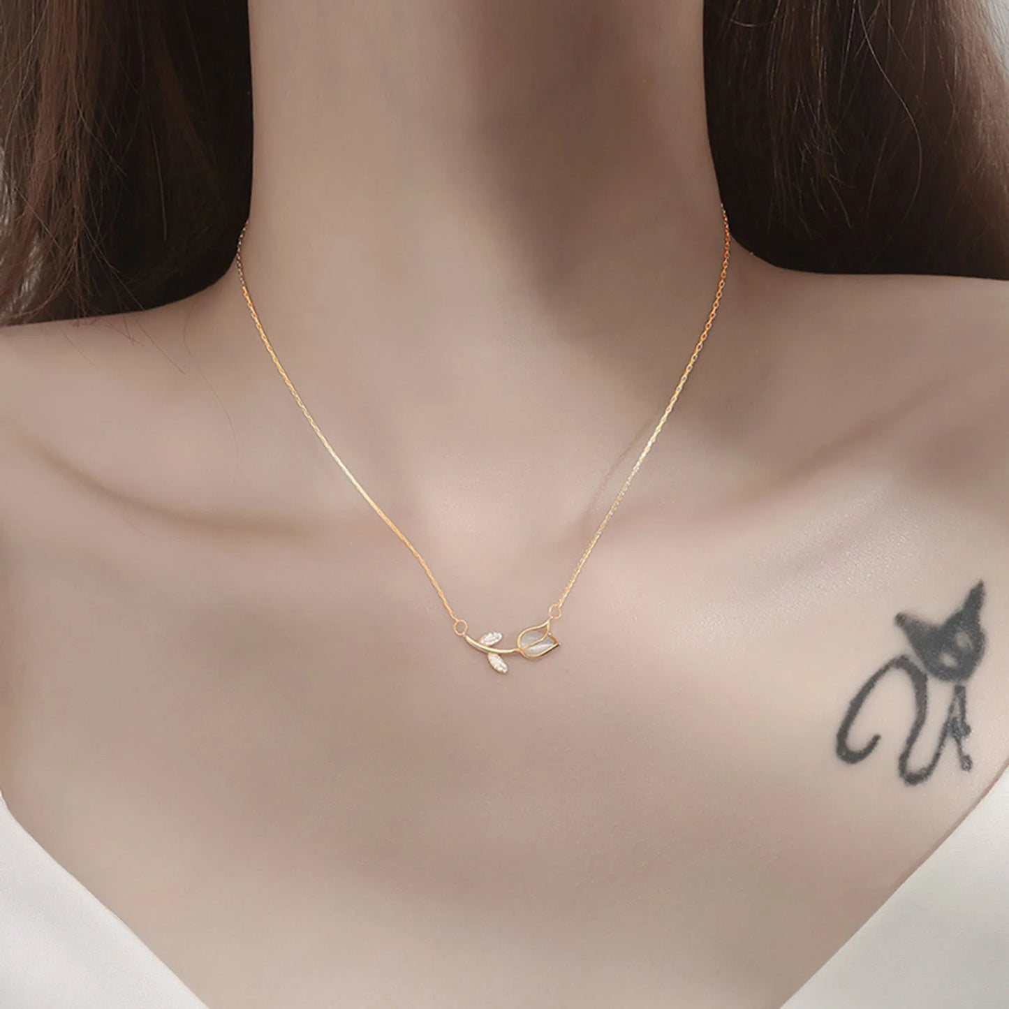 Tulip Necklace