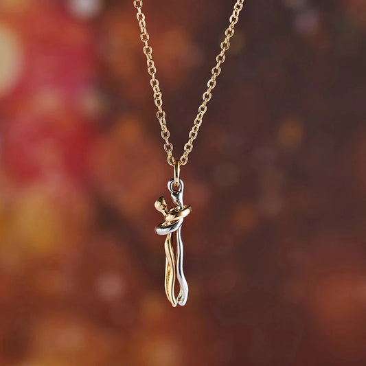 Hugging Necklace