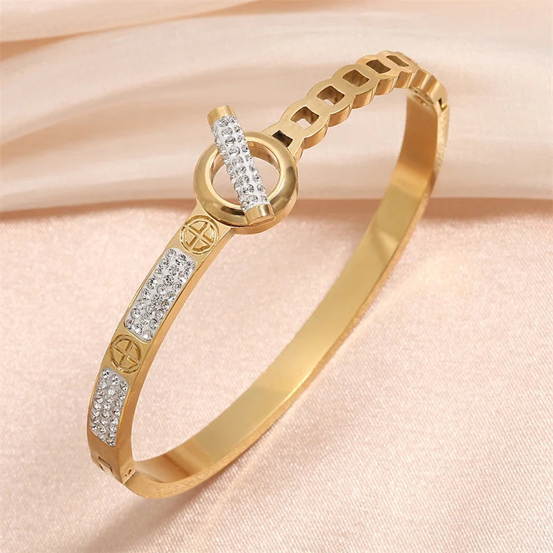 Belt Bangle