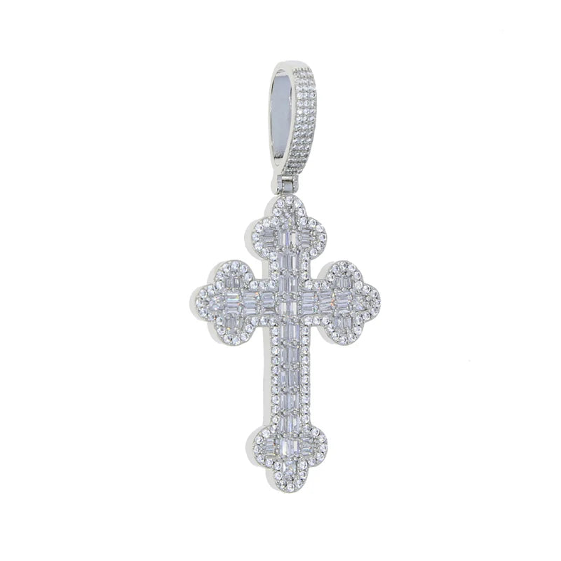 Cross Chain met Cross Pendant